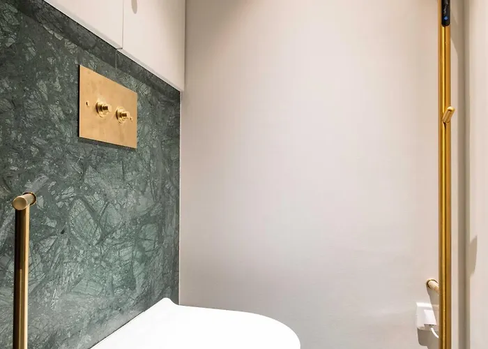 Stylish - 1br-4p - Vendome Square *